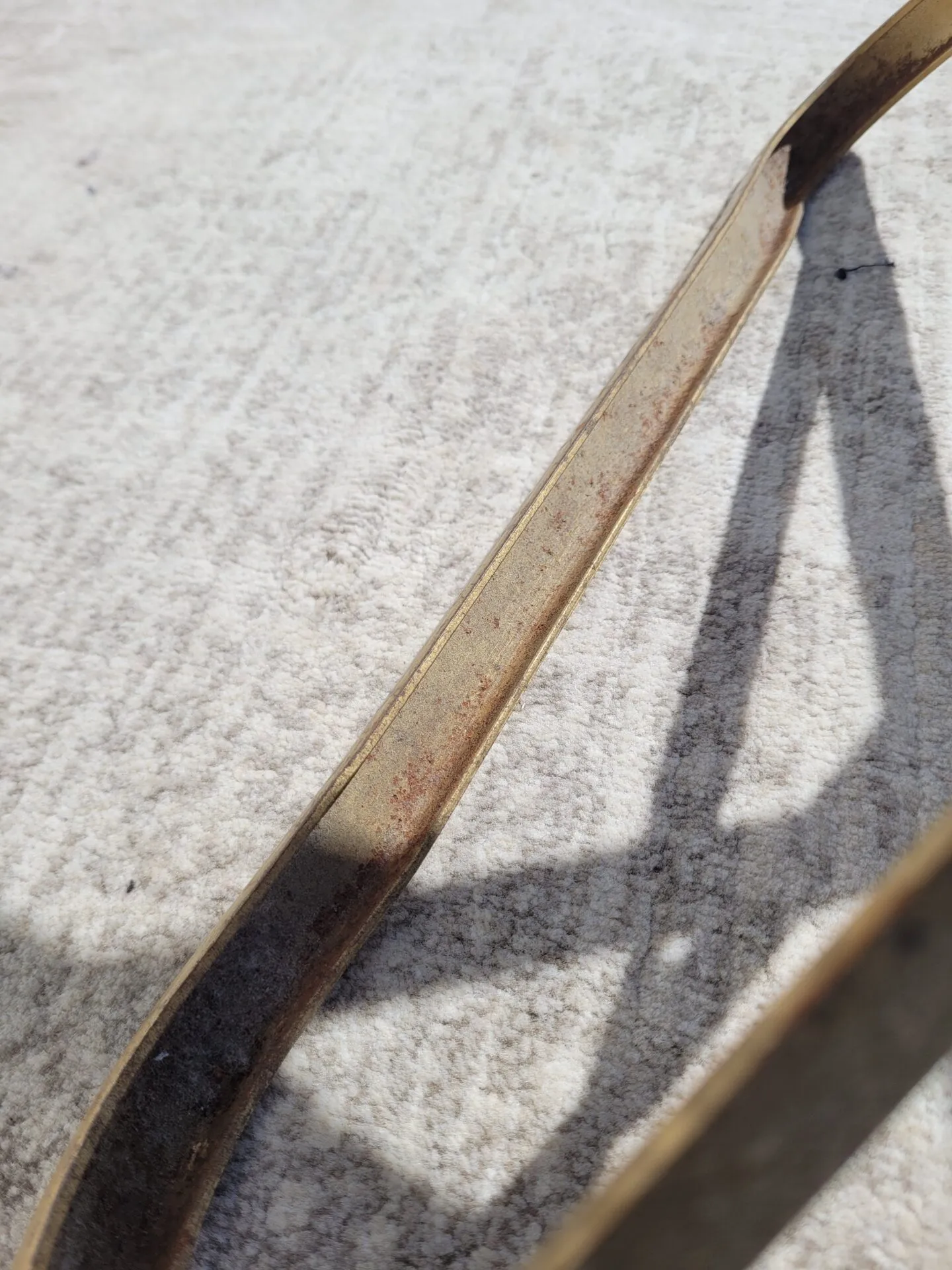 Chaise opéra pliante dorée – Image 6