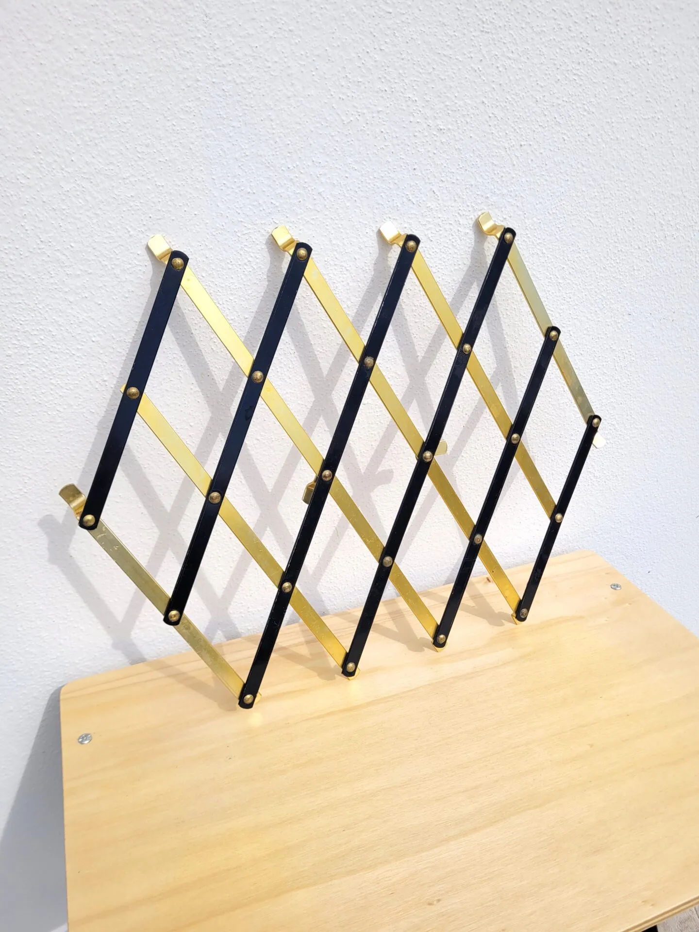 Dessous de plat extensible vintage – Image 3