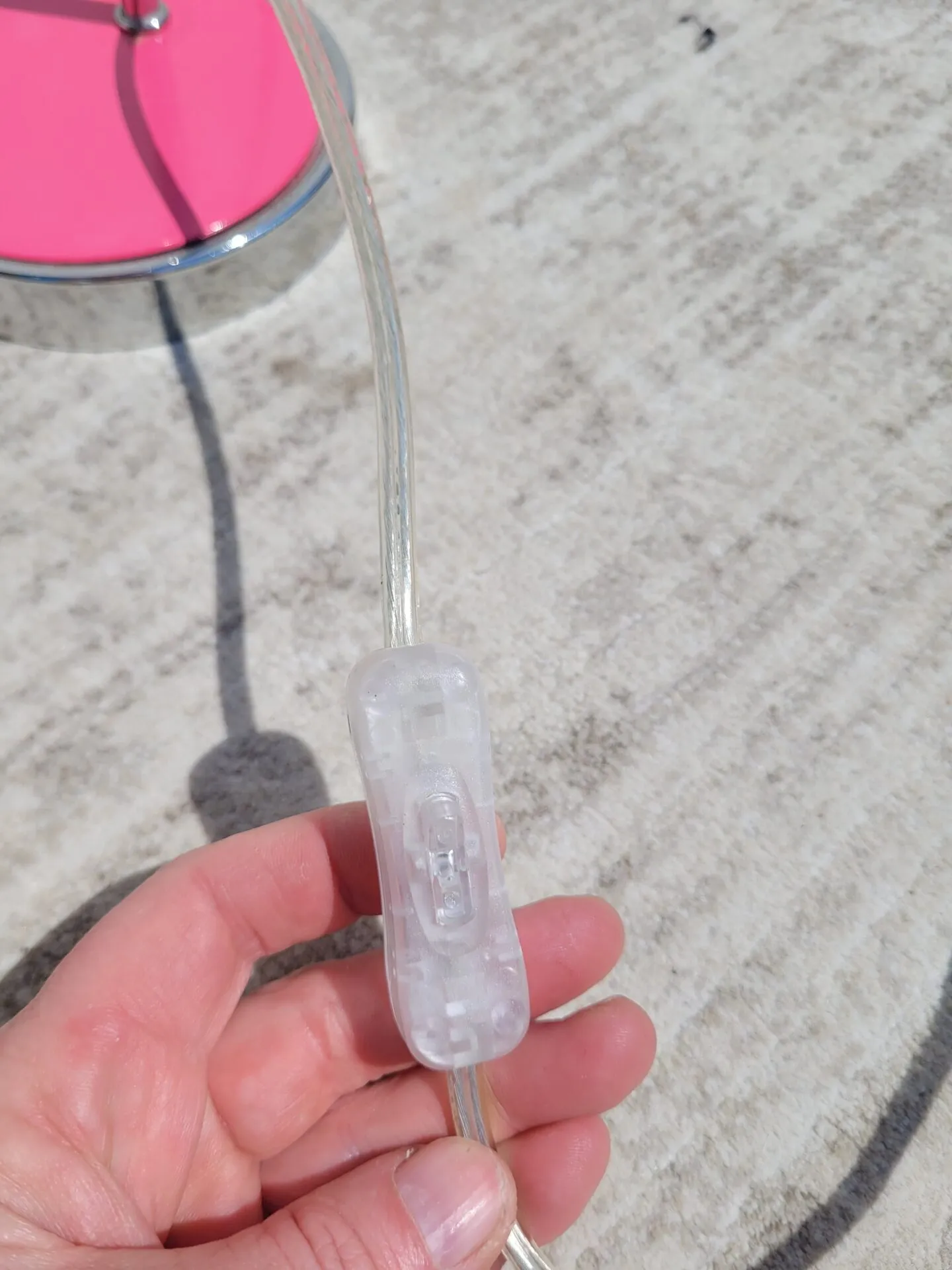 Lampe style eyeball rose et chrome – Image 6