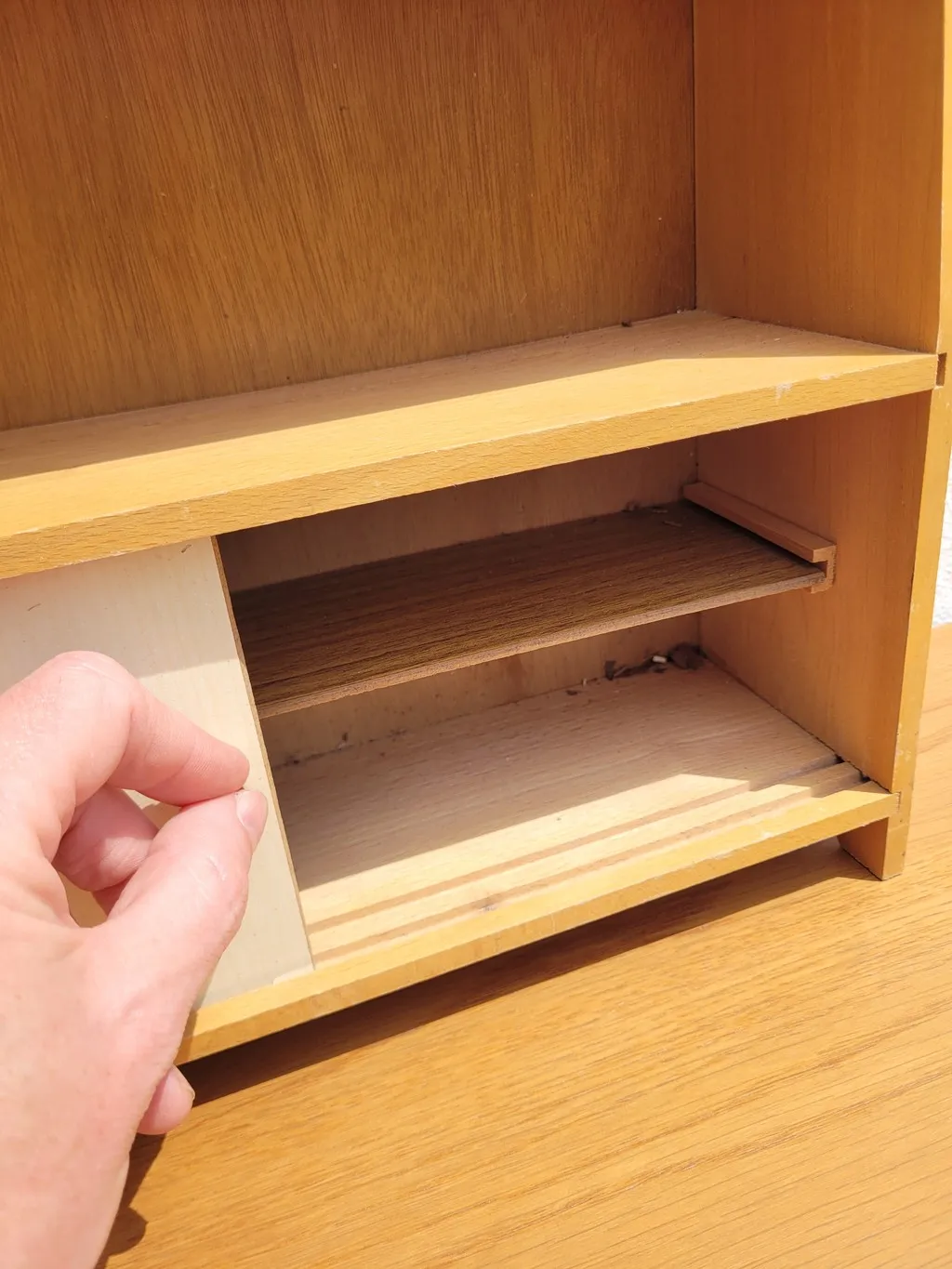 Meuble de poupée rangement insolite – Image 3