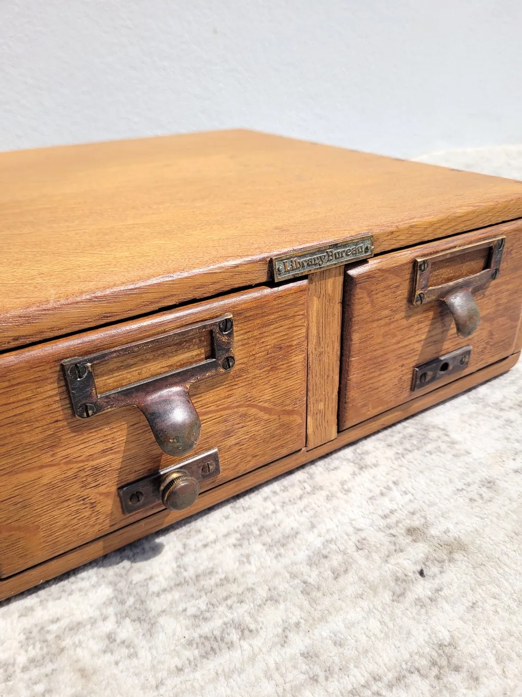 Petit meuble ancien pour fiches cartons en chêne – Image 5