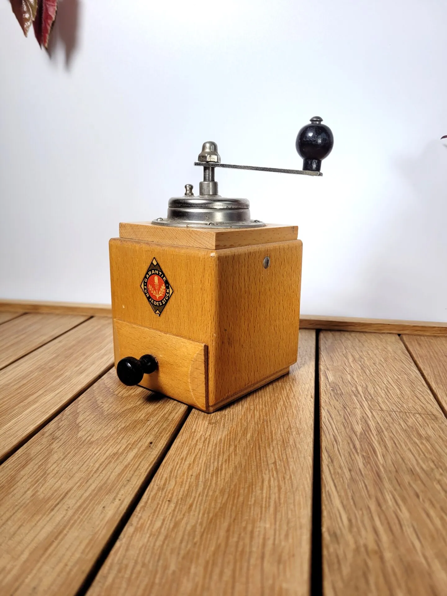 Petit moulin à café vintage Jedes stuck – Image 3