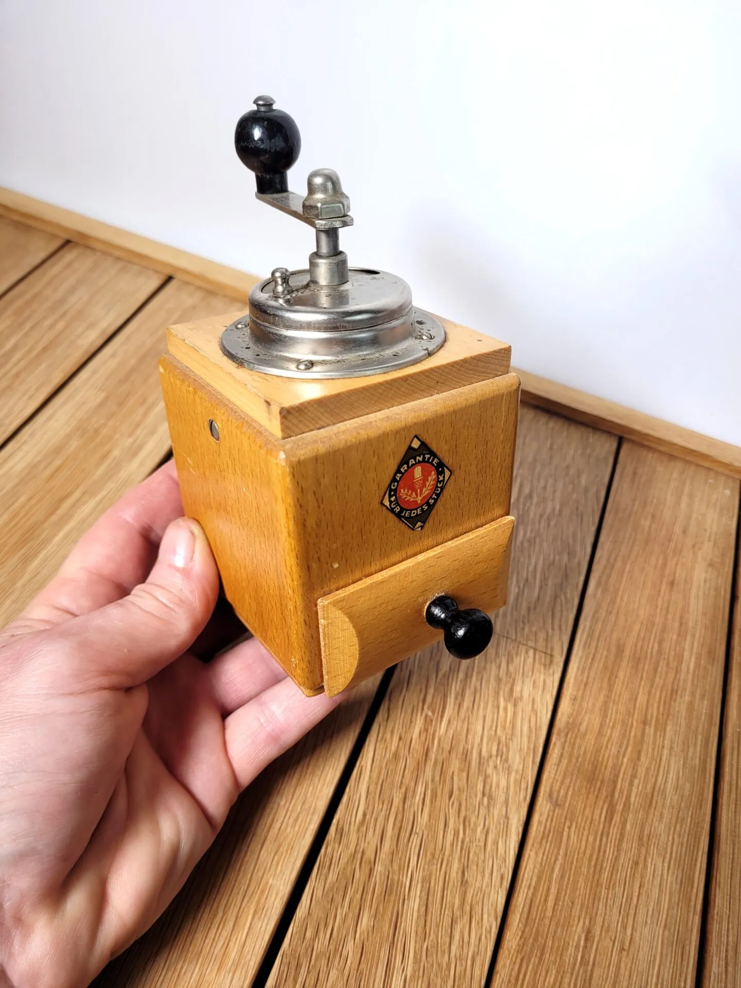 Petit moulin à café vintage Jedes stuck – Image 6