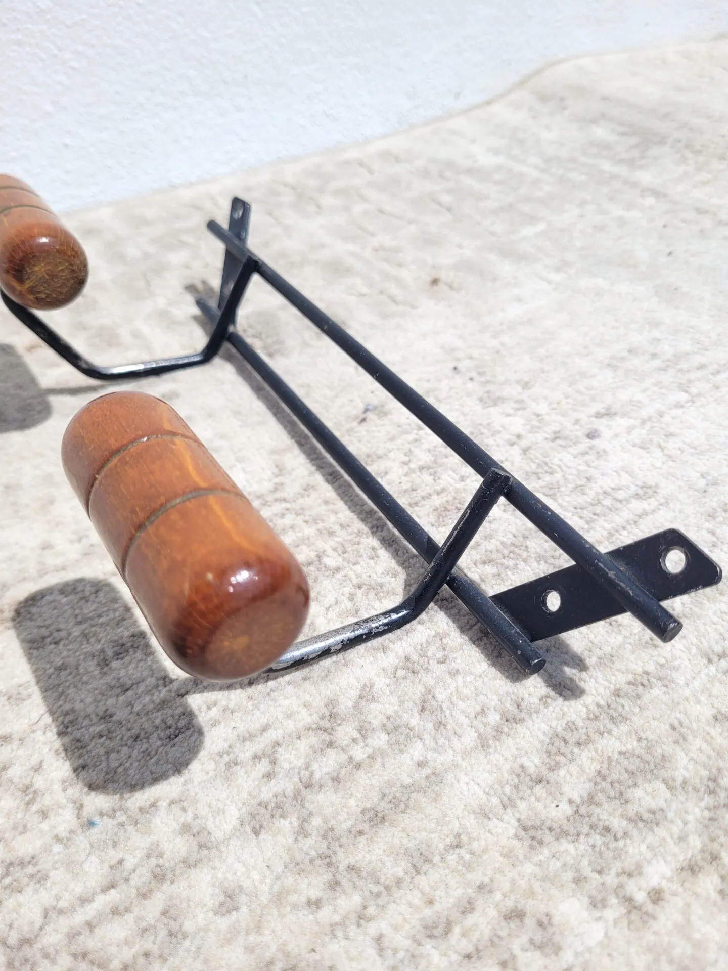 Porte manteaux vintage en bois vers 1960 – Image 4