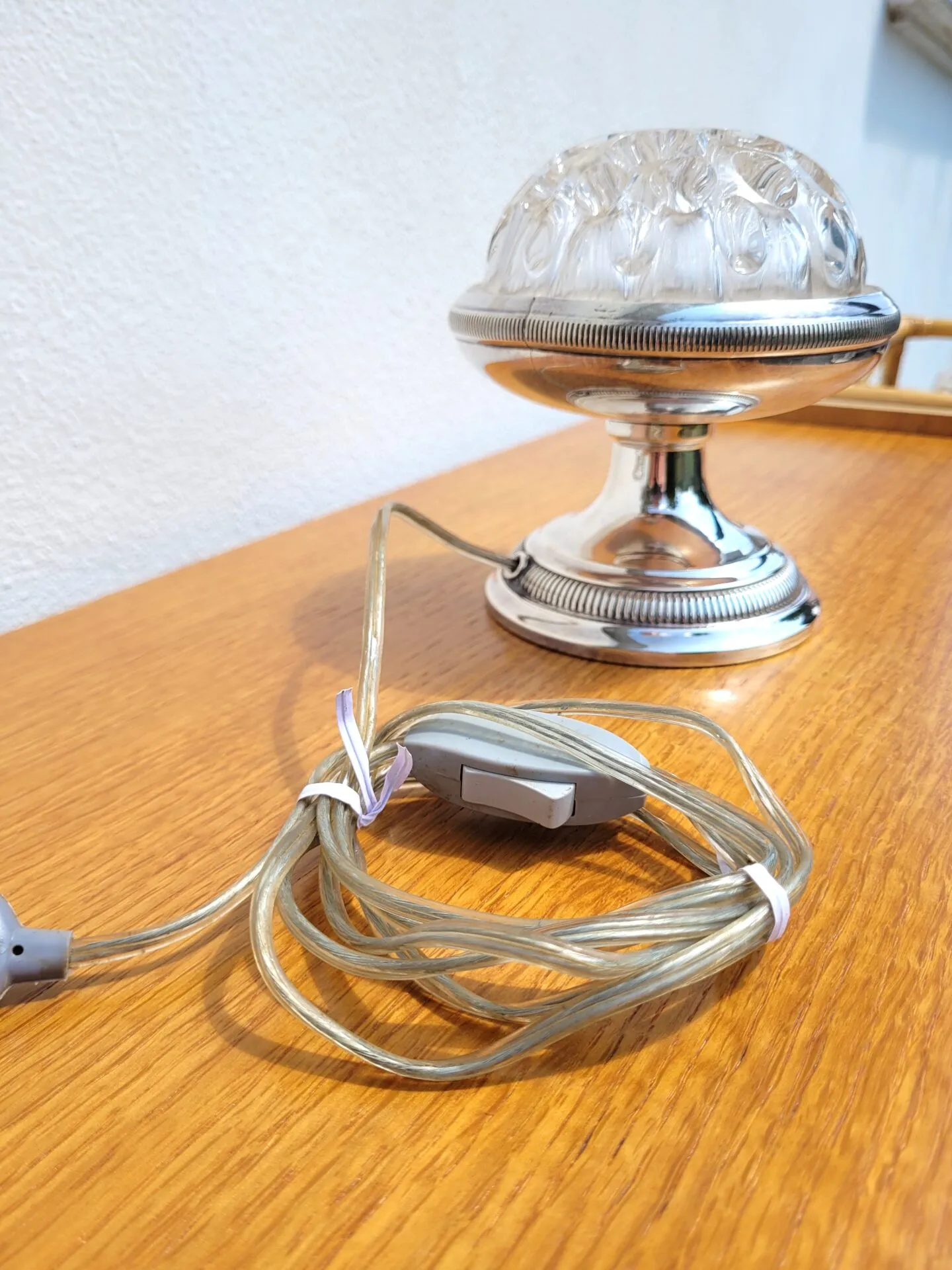 Rare pique fleurs monté en lampe – Image 4