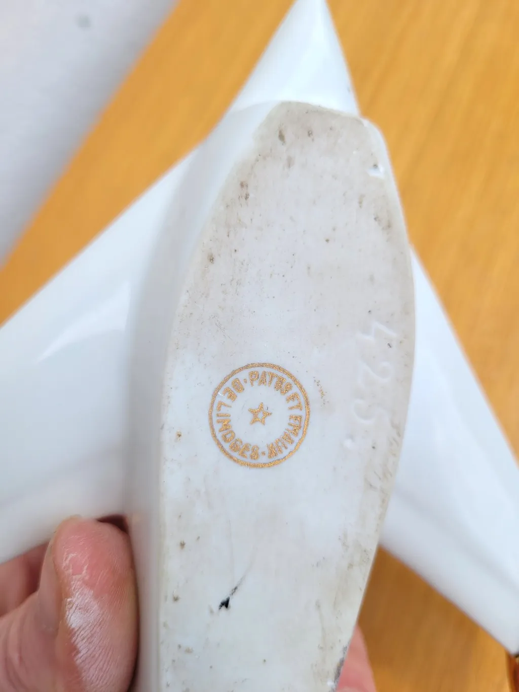 Serviteur sel poivre forme avion en porcelaine de Limoges – Image 6