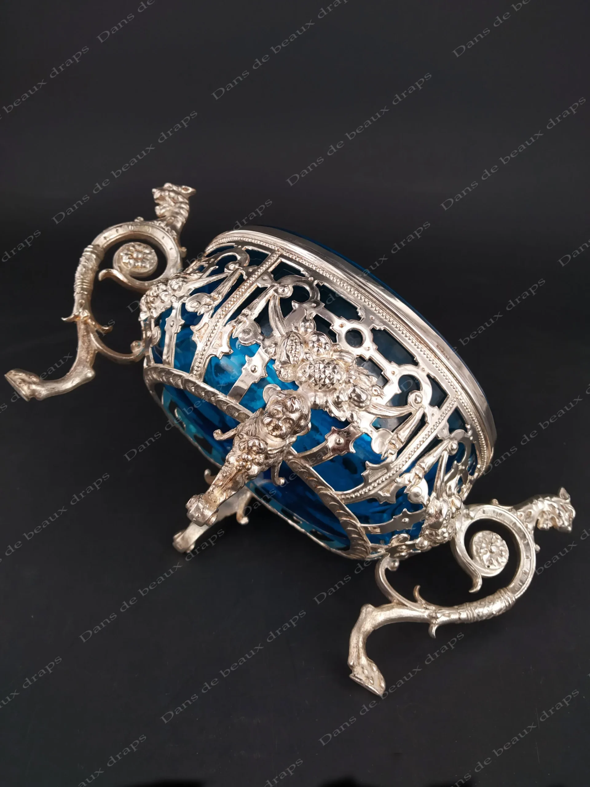 Joli drageoir ovale en métal argenté et son intérieur bleu turquoise,orfèvre WMF. – Image 4