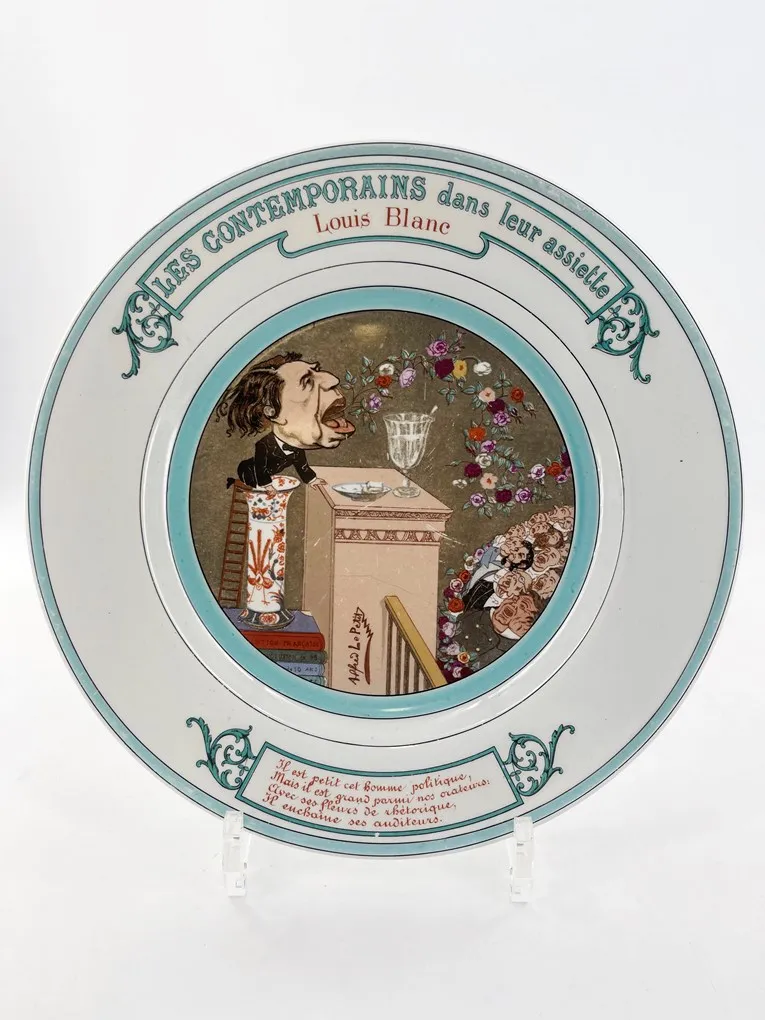 Amusante série de 7 assiettes en faïence de Creil et Montereau, » Les Contemporains dans leur assiette » – Image 6