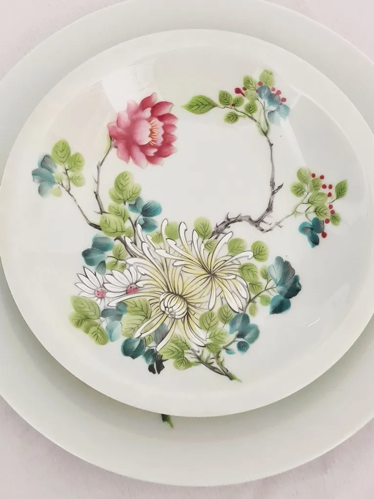 Superbe service de table en porcelaine de Limoges , vert céladon, à décor floral, maison Haviland, modèle « Sin Hai » , 43 pièces. – Image 9