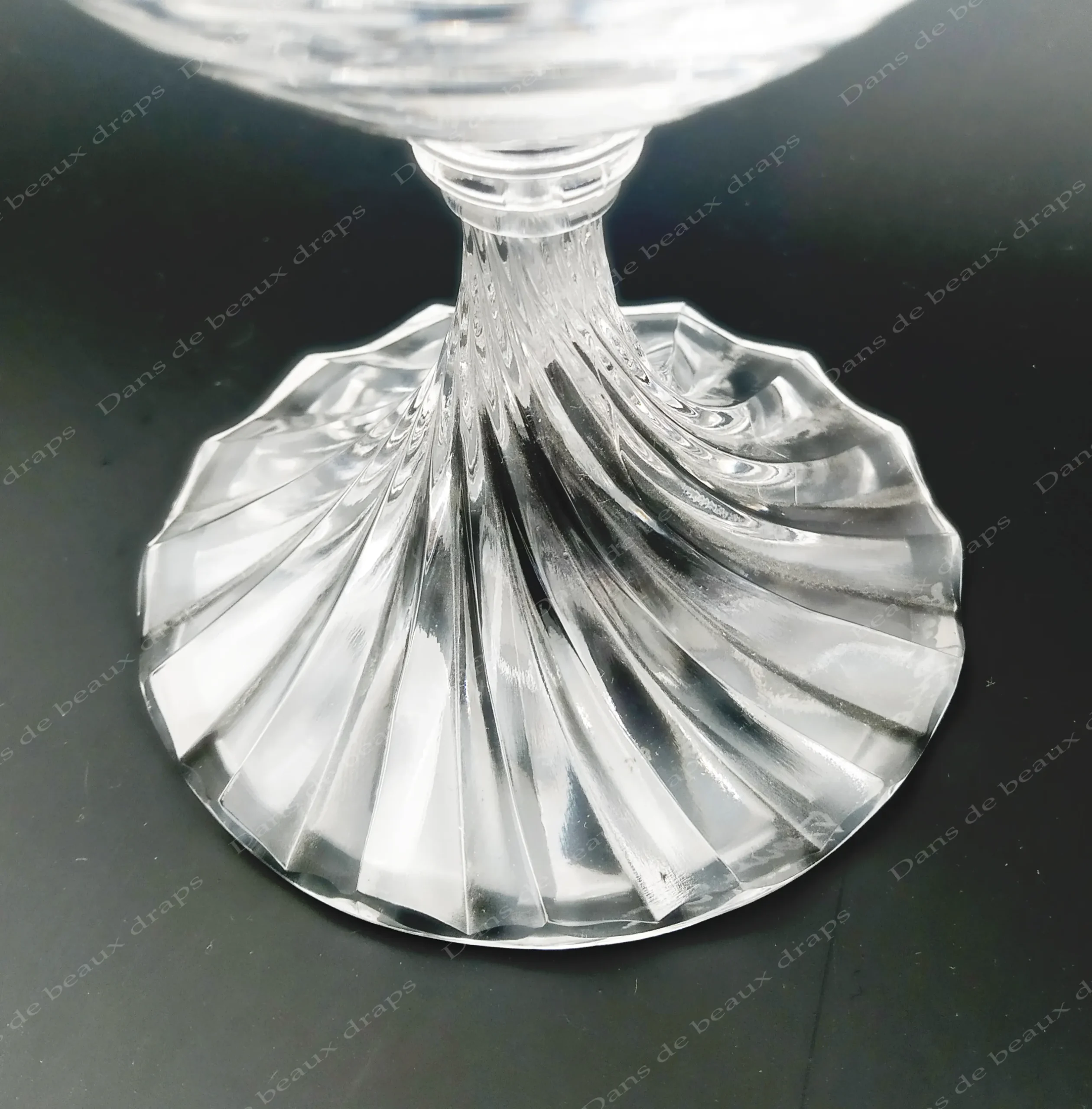 Splendide service de verres Lalique modèle Rambouillet, 49 pièces. – Image 3