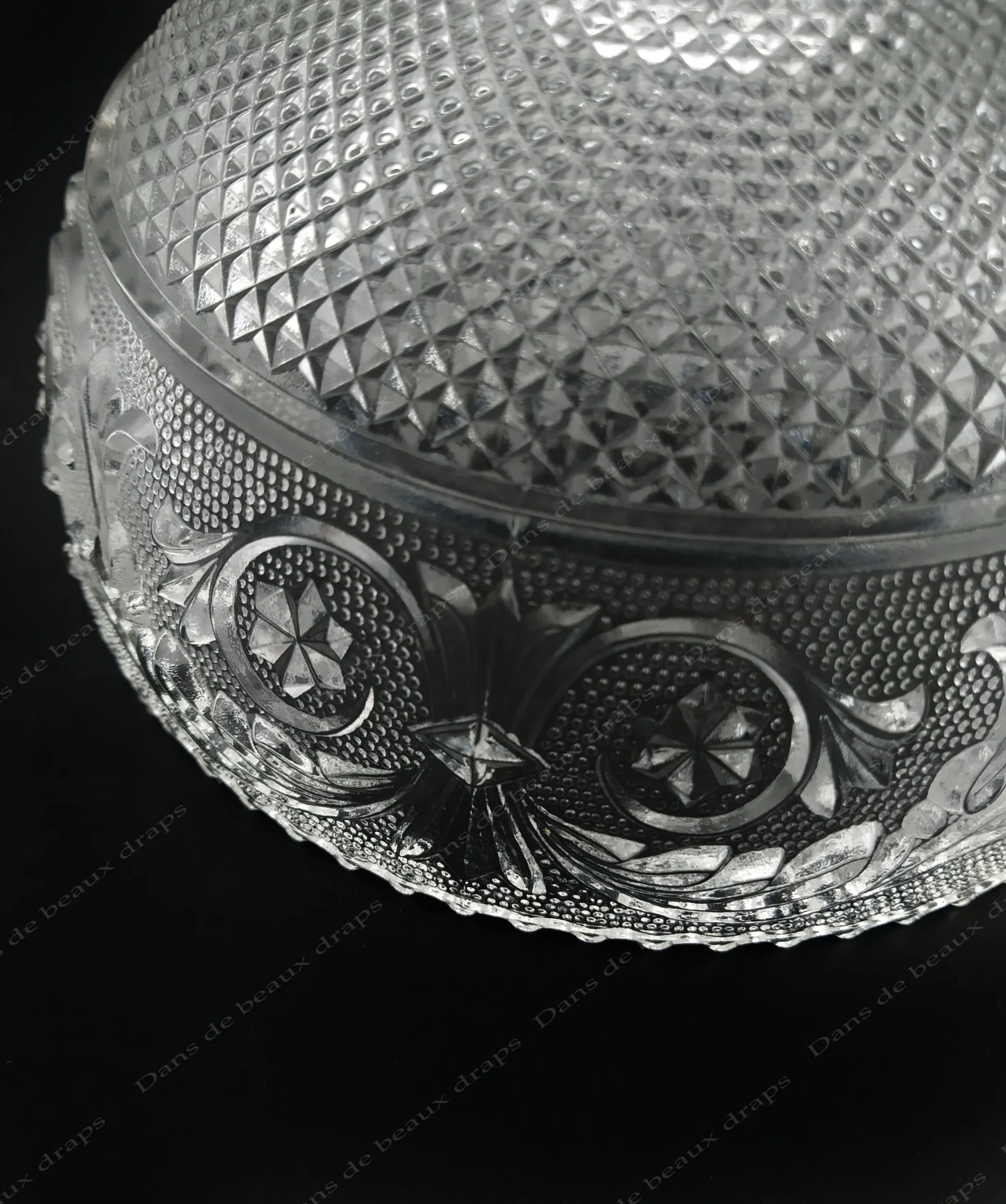 Coupelle en cristal de Baccarat,modèle Arabesque. – Image 3