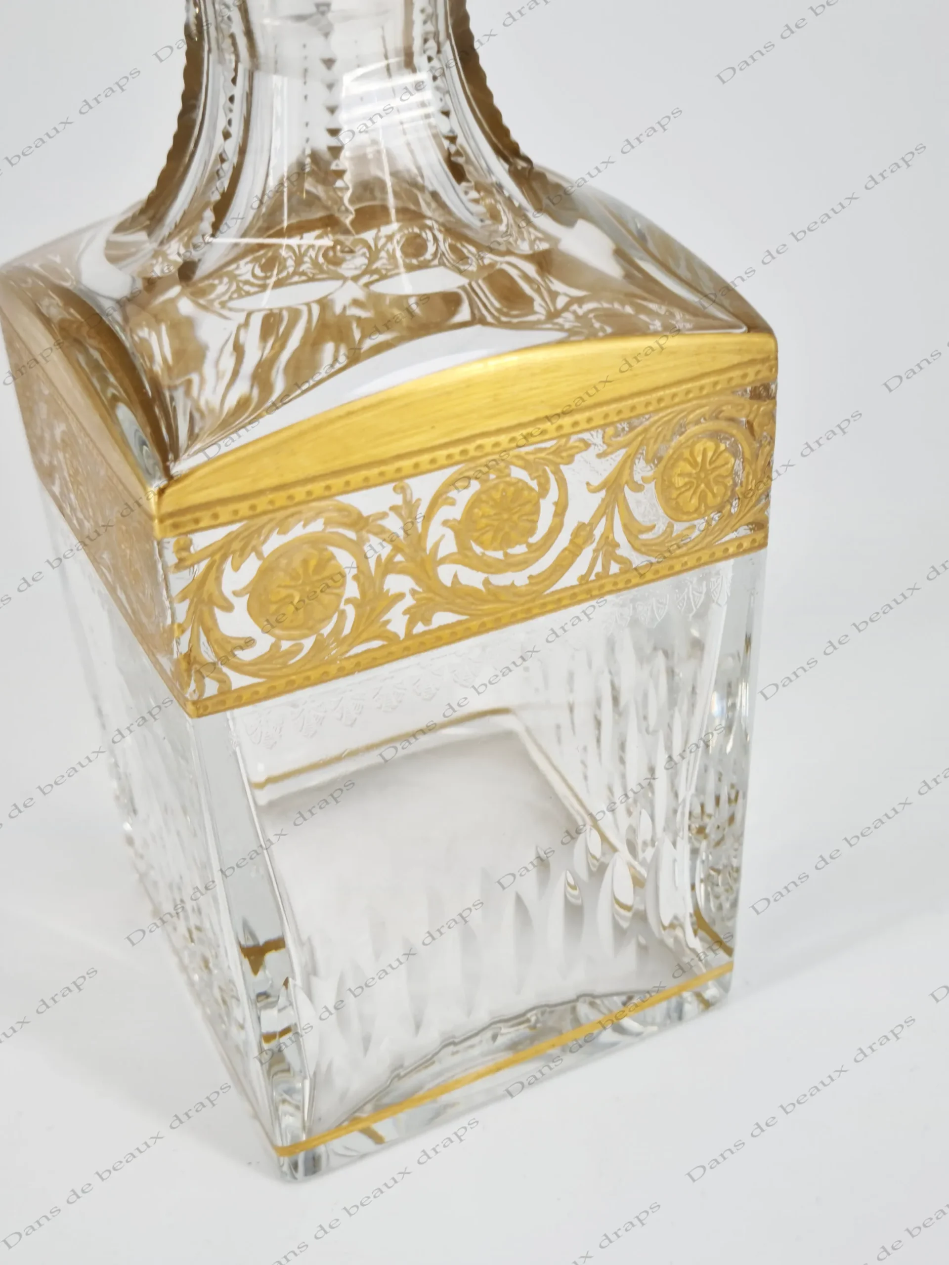 Superbe carafe à whisky en cristal de Saint Louis,modèle Thistle. – Image 2