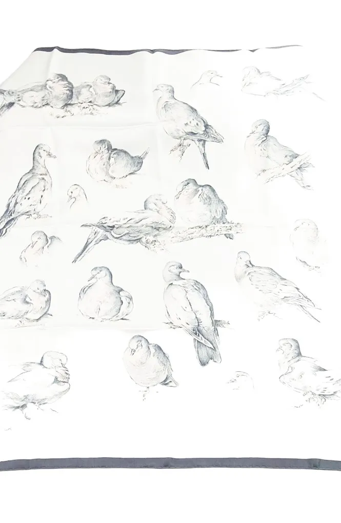 Rare foulard Hermès modèle » Tourterelles », design Xavier de Poret, 1956 – Image 2