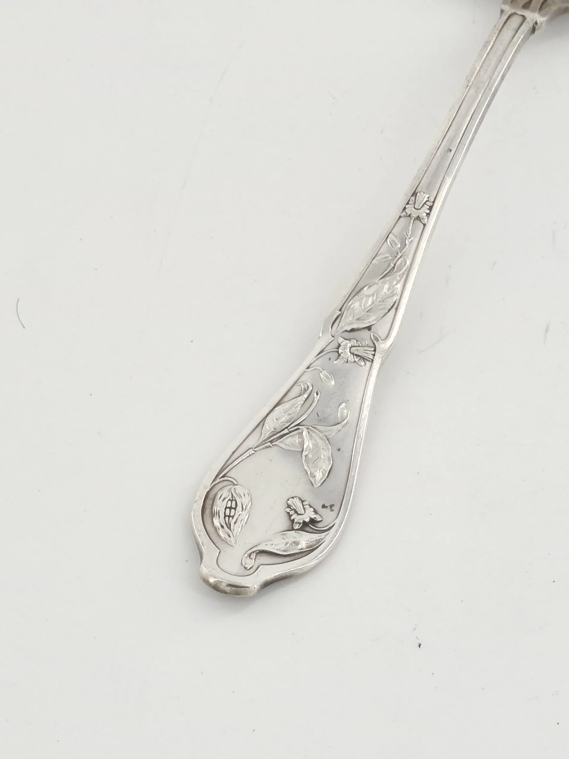 Jolie pelle à fraise en métal argenté, art nouveau – Image 4