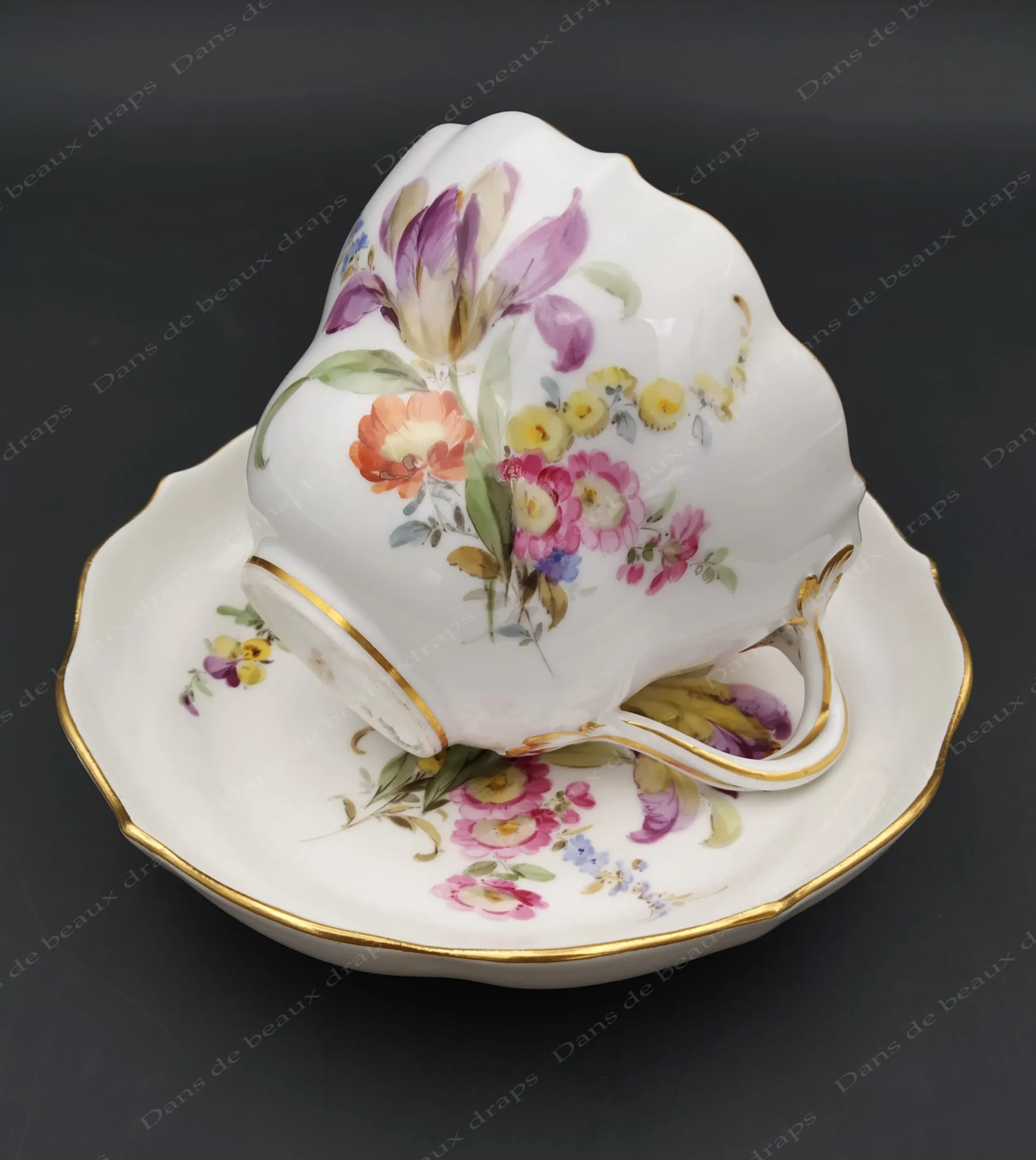 Très joli déjeuner en porcelaine de Saxe (Meissen),à décor floral. – Image 2