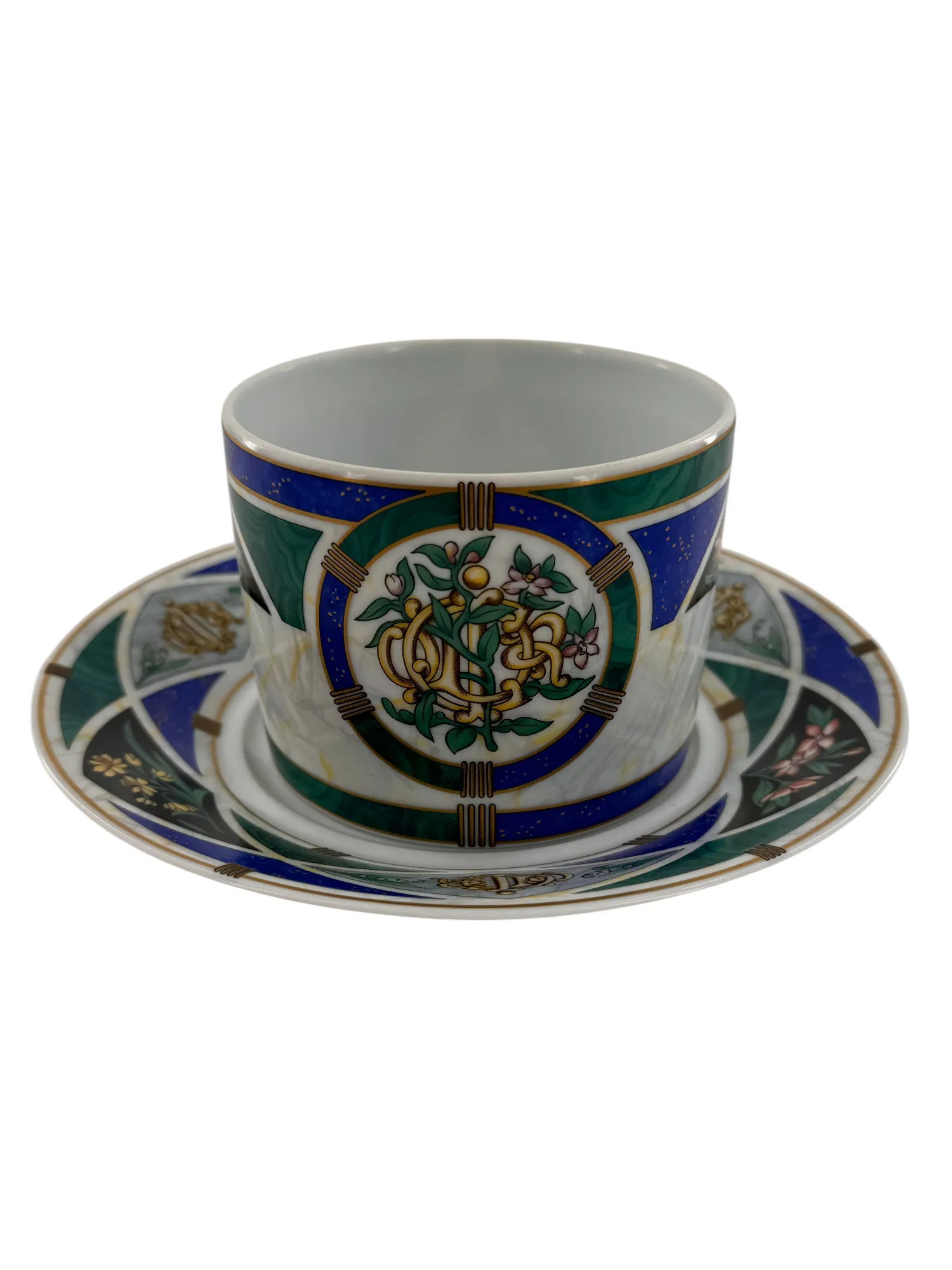 Déjeuner en porcelaine de Limoges, maison Christian Dior. – Image 2