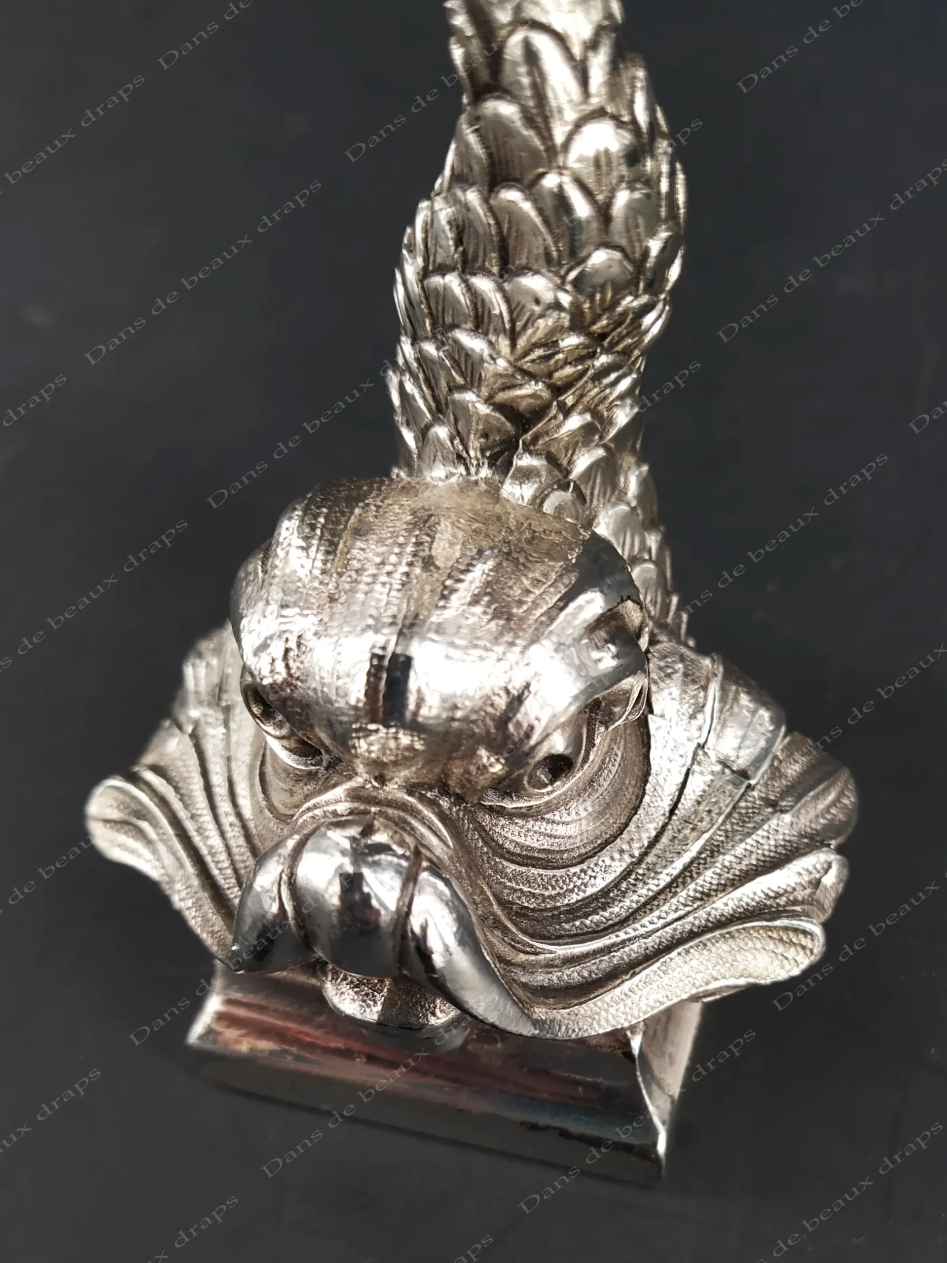 Superbe porte-menu en métal argenté,modèle Neptune,orfèvre Christofle,Paris. – Image 3