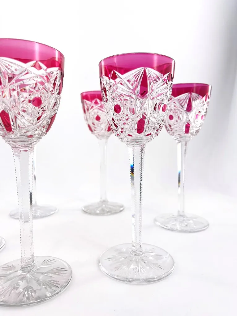Suite de 6 verres à vin du Rhin en cristal de Baccarat, modèle Lagny. – Image 2