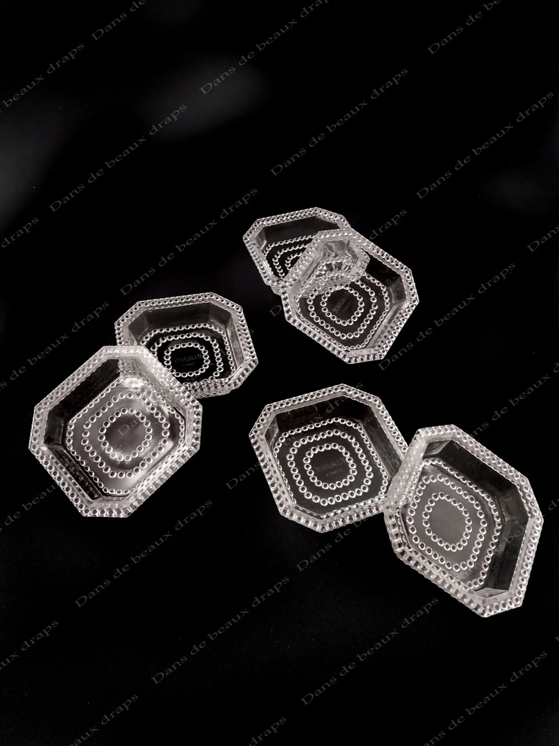 Rare paire de beurriers individuels,René Lalique,modèle Nippon,époque art déco. – Image 2