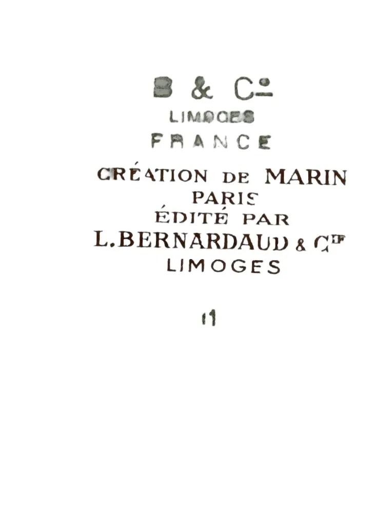 Suite de 12 assiettes à dessert en porcelaine de Limoges, époque Art Déco – Image 4