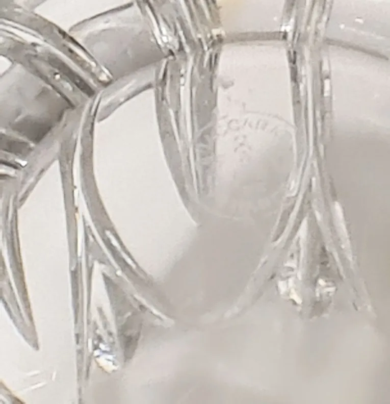 Joli vase en cristal taillé Baccarat – Image 2