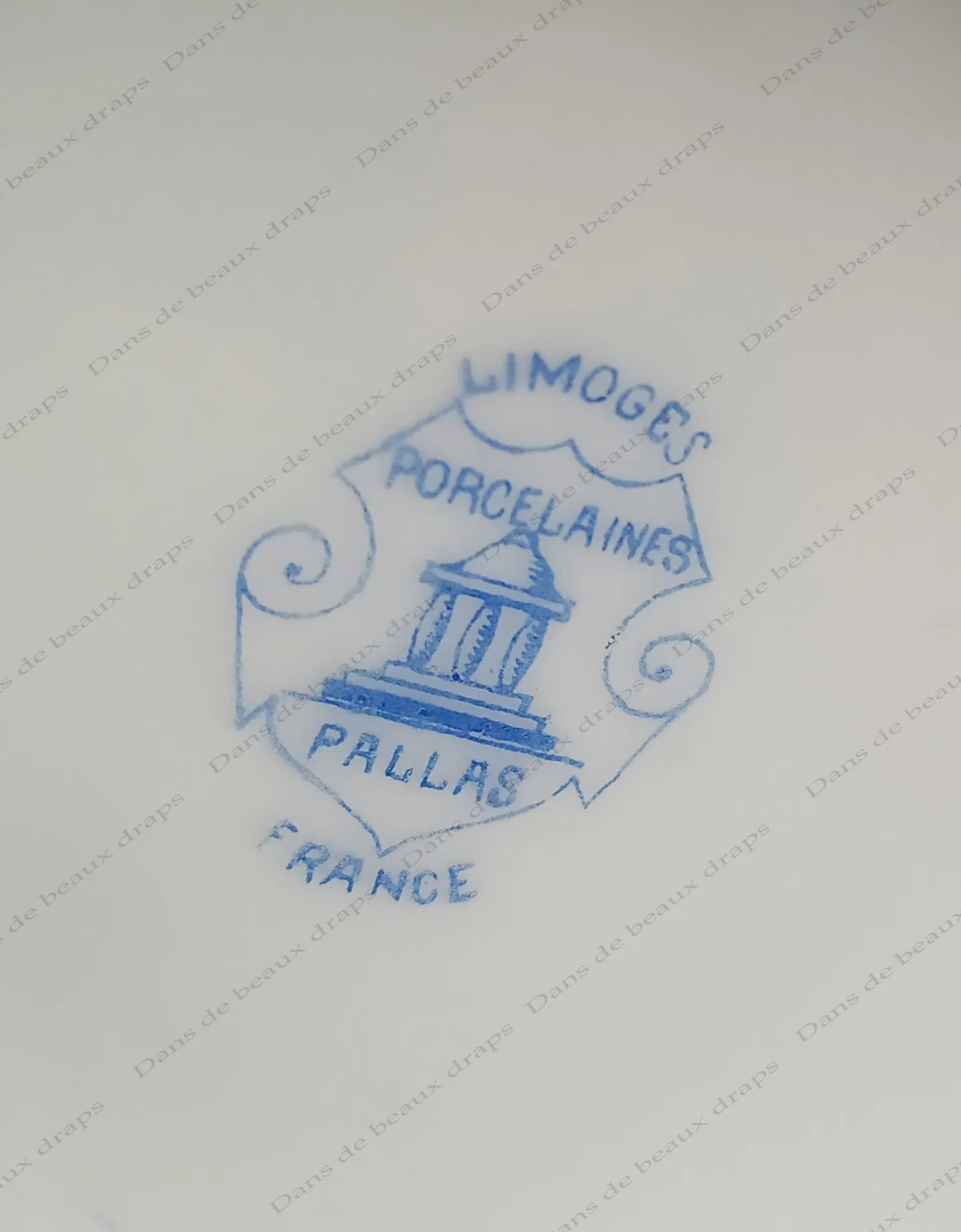 Cafetière en porcelaine bleu de four et or,maison Pallas ,Limoges. – Image 3