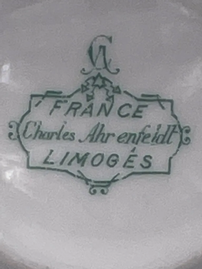Service à café en porcelaine de Limoges, époque Art Déco, maison Charles AHRENFELD – Image 6