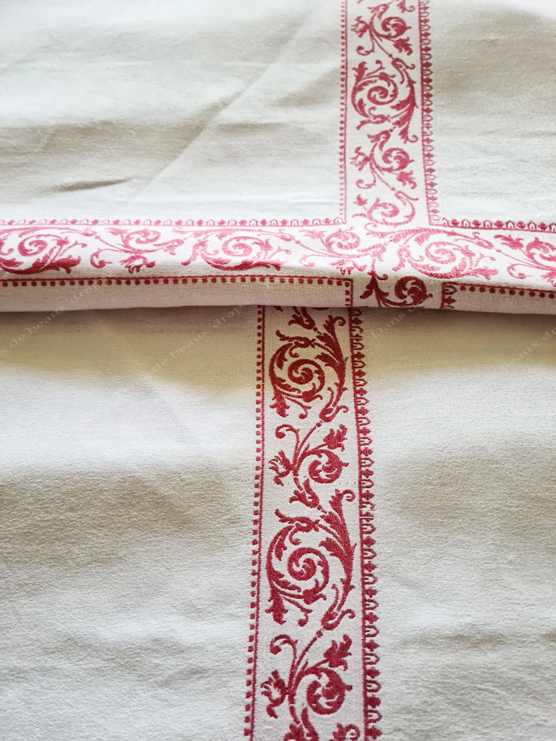 Rare nappe à liteaux rouges en lin,Napoléon III. – Image 7