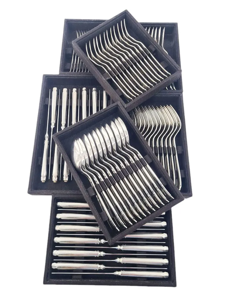 Ménagère de couverts en argent massif, époque Art Déco, 87 pièces. – Image 3