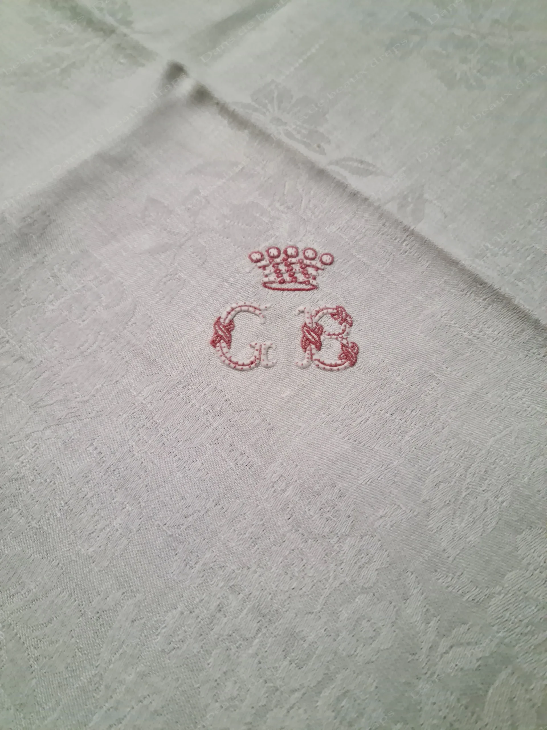 Magnifique serviette de table en damassé de lin,monogramme GB,couronne de baron. – Image 3