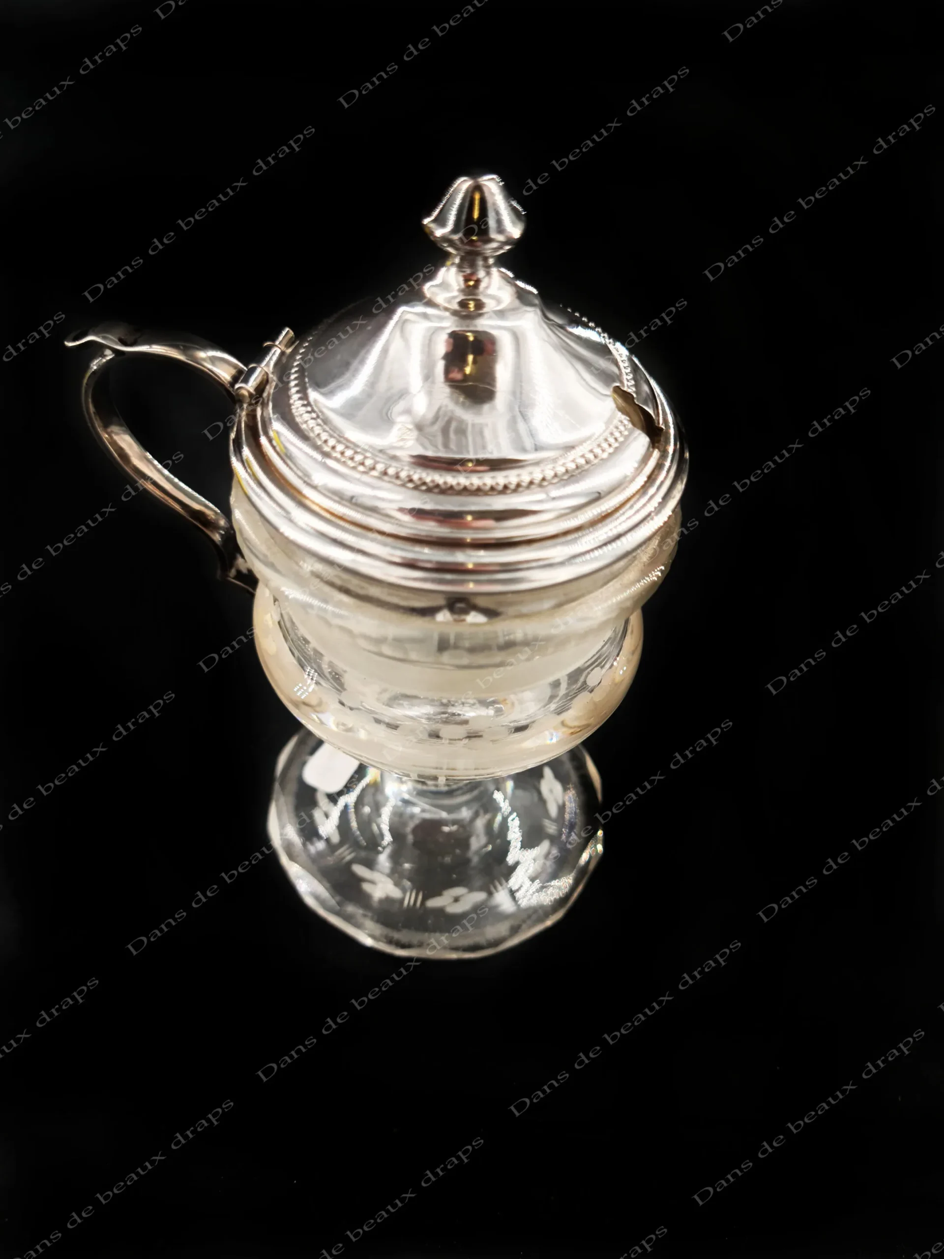 Ravissant moutardier en cristal gravé et argent,XIX ème. – Image 2