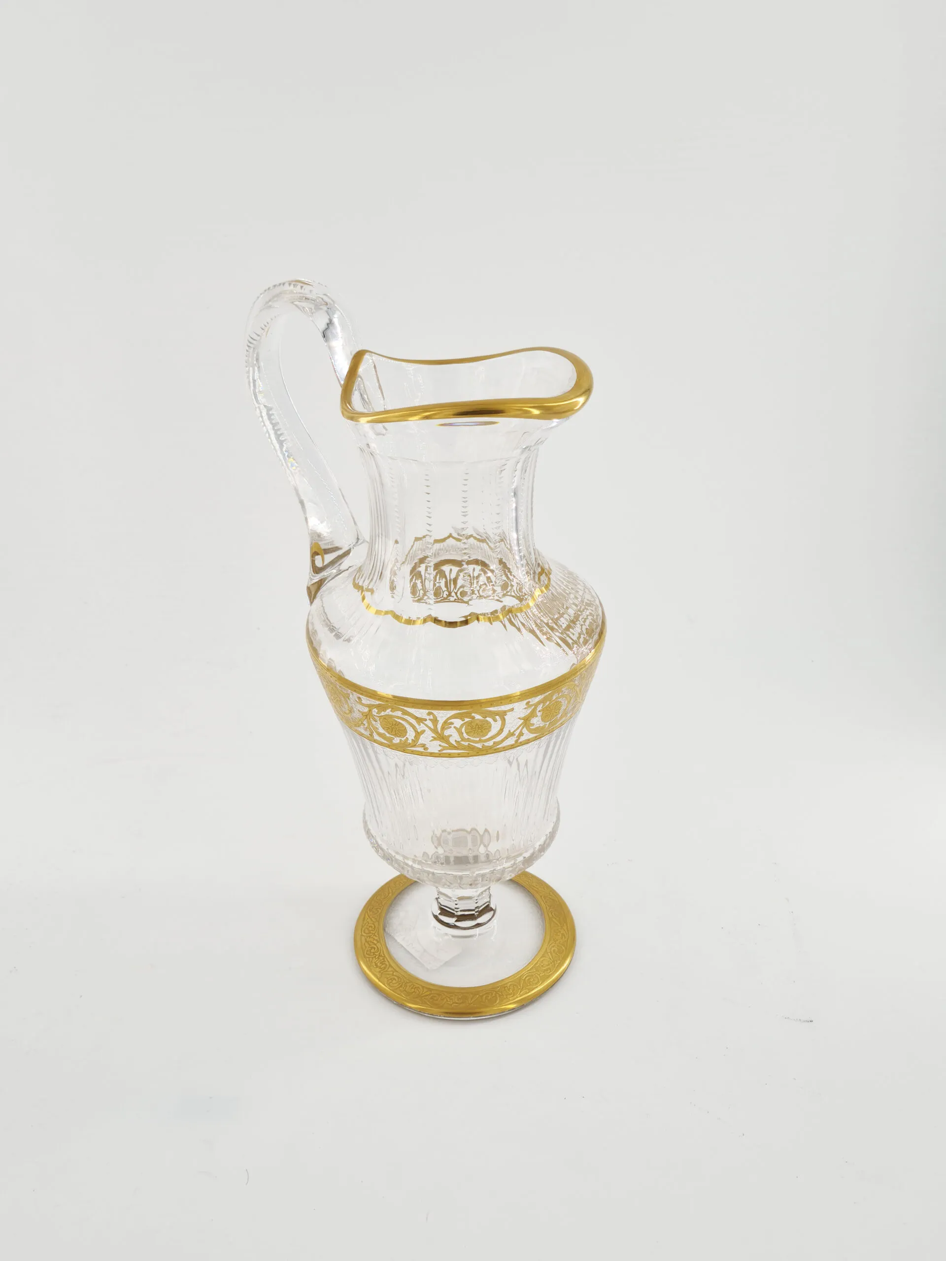 Superbe pichet en cristal de Saint Louis, modèle Thistle. – Image 2
