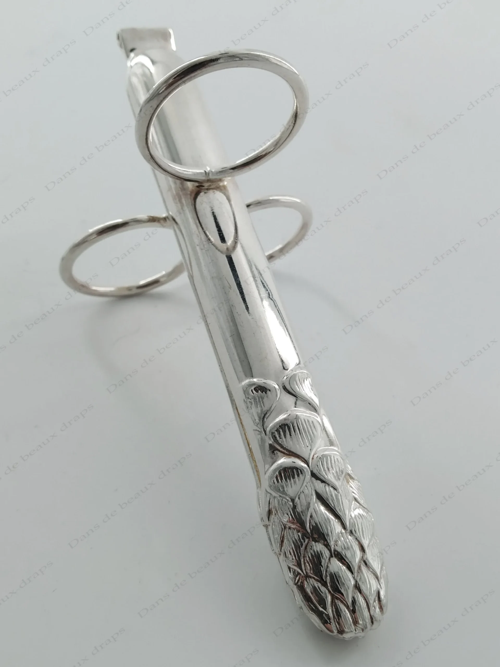 Rare suite de 6 pinces à asperges individuelles en métal argenté,orfèvre Christofle. – Image 2