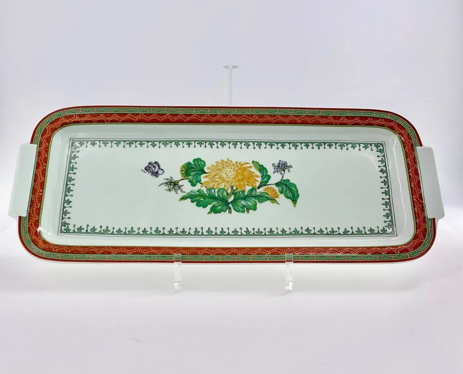 Très bel ensemble de 8 assiettes à gâteaux et plat à cake en porcelaine de Limoges, maison Haviland, modèle Chrysanthème. – Image 4