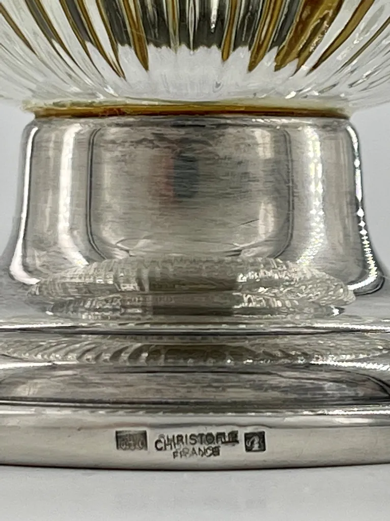 Belle saupoudreuse en verre et métal argenté, orfèvre Christofle – Image 5