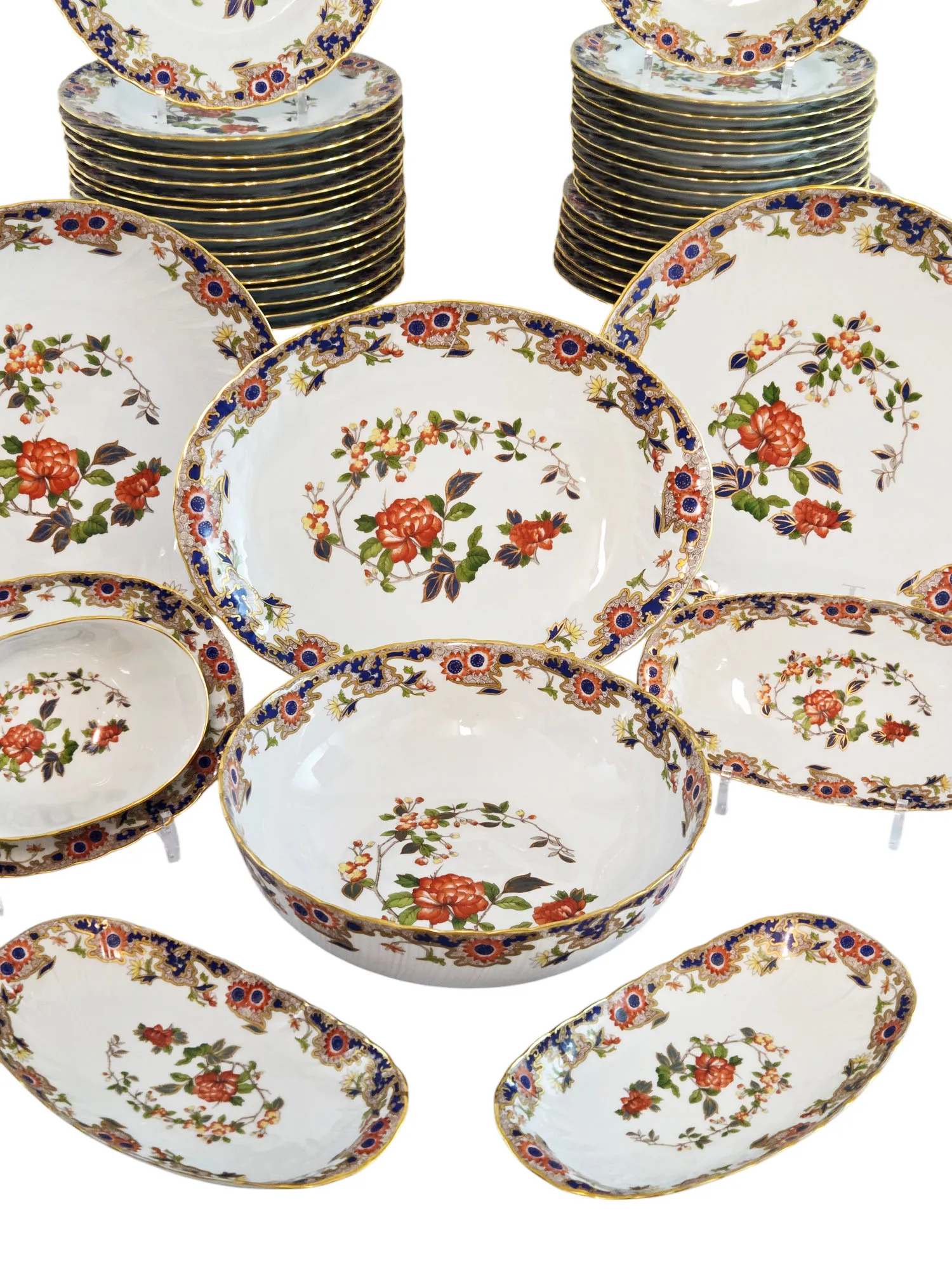 Magnifique service de table en porcelaine de Limoges, maison Bernardaud, modèle Singapour, 72 pièces – Image 8