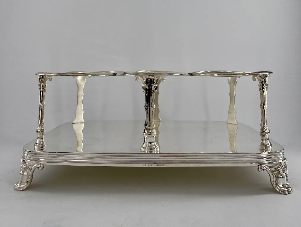 Rare porte-bouteille en métal argenté, orfèvre Christofle, fin XIXème. – Image 3