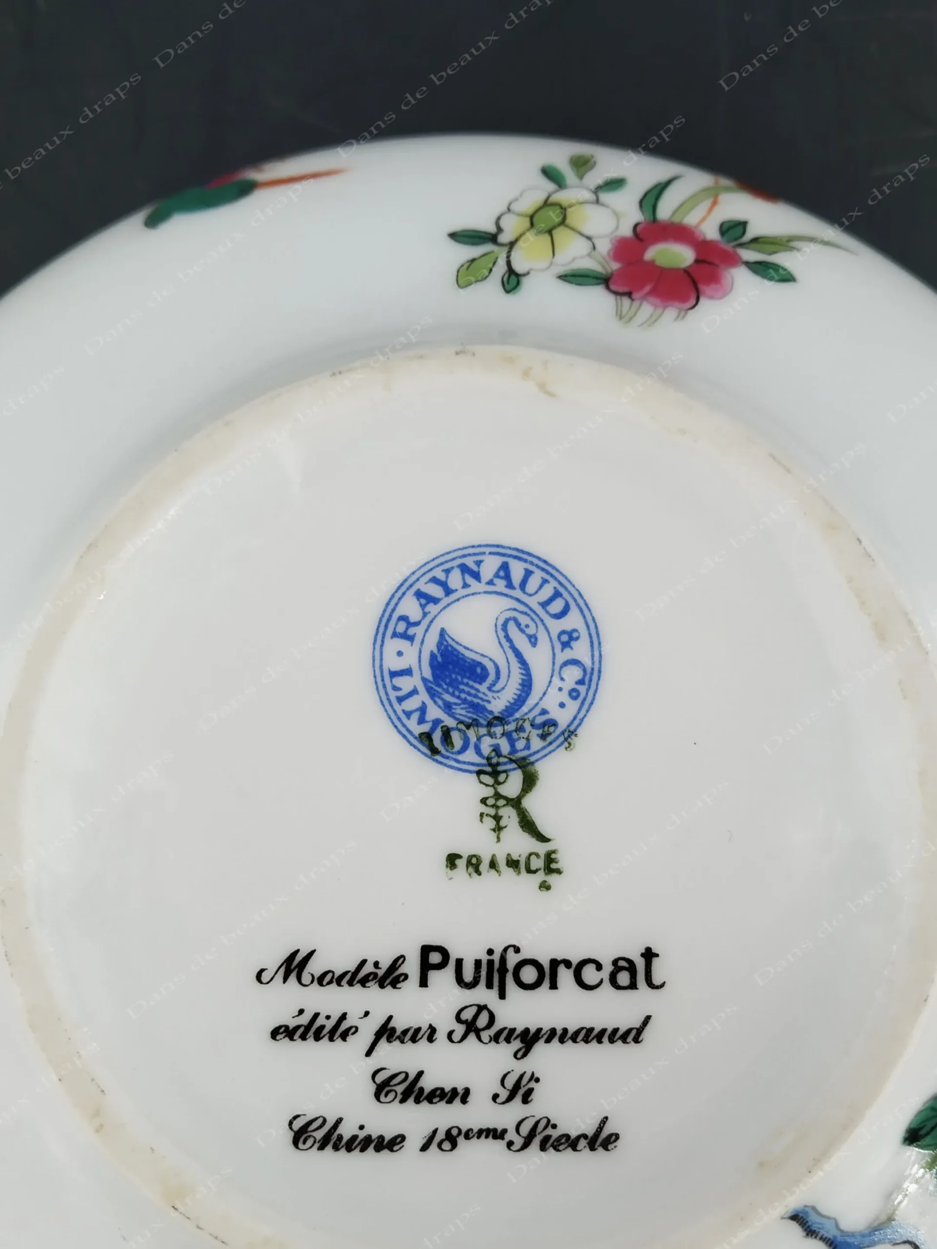 Très jolie coupelle en porcelaine de Limoges et argent, maison Raynaud,orfèvre Puiforcat. – Image 4