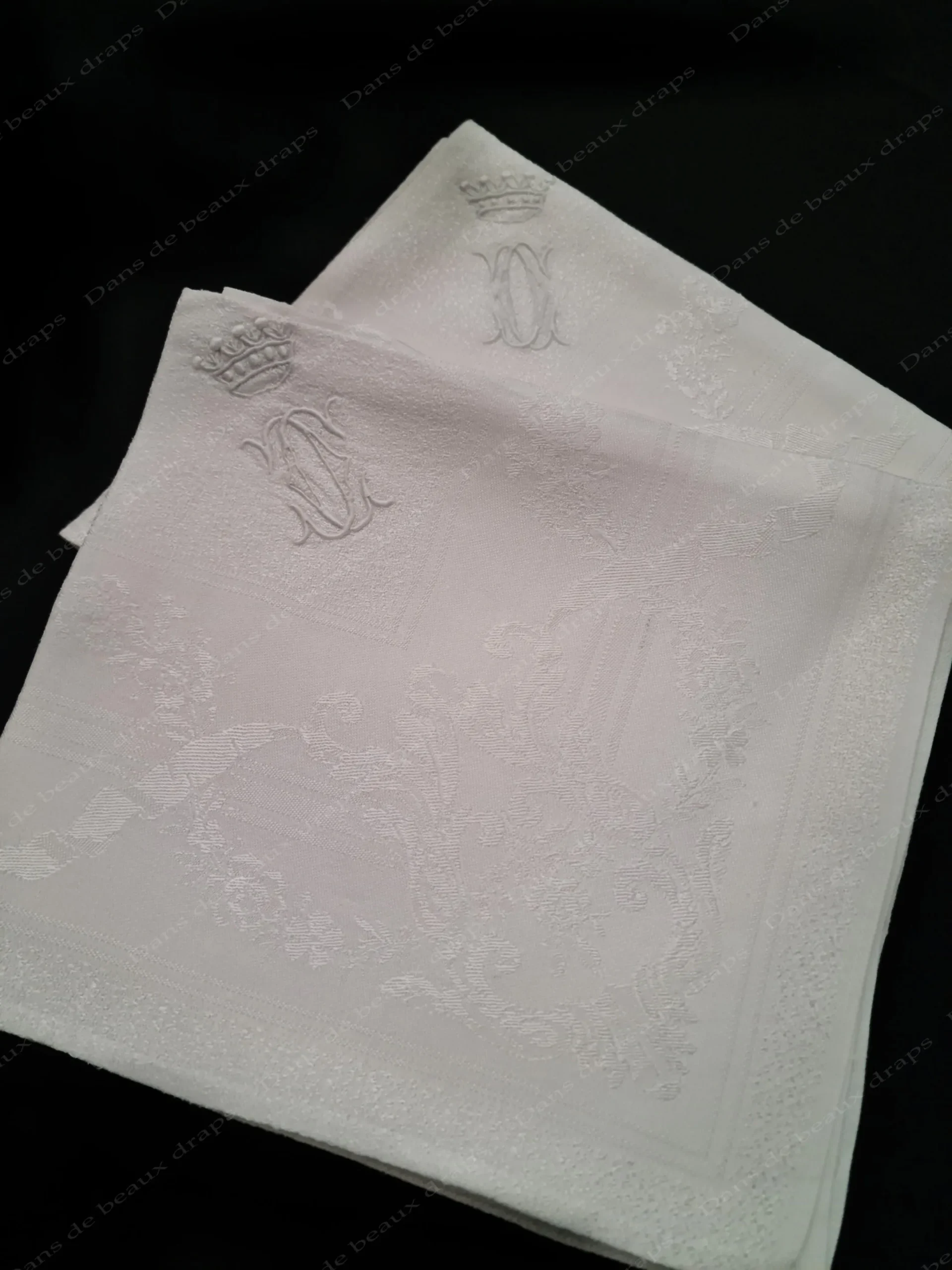 7 serviettes de table en damassé,monogramme CC,couronne de baron. – Image 3