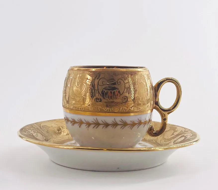 Exceptionnelle suite de 8 paire-tasses à café en porcelaine, années 50, Le Tallec , Paris – Image 3