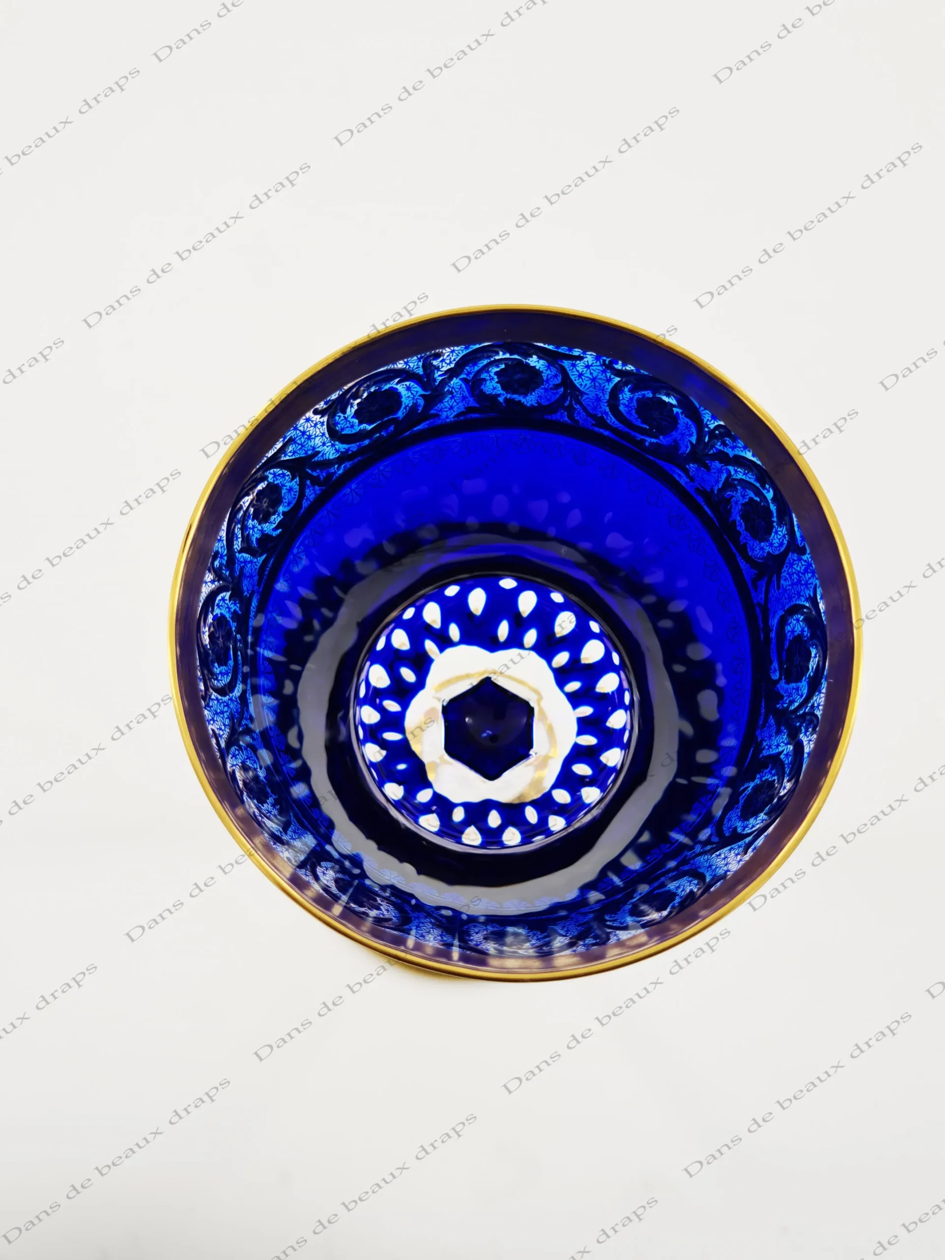 Superbe roemer ou verre à vin blanc en cristal de Saint Louis,modèle Thistle bleu cobalt. – Image 4