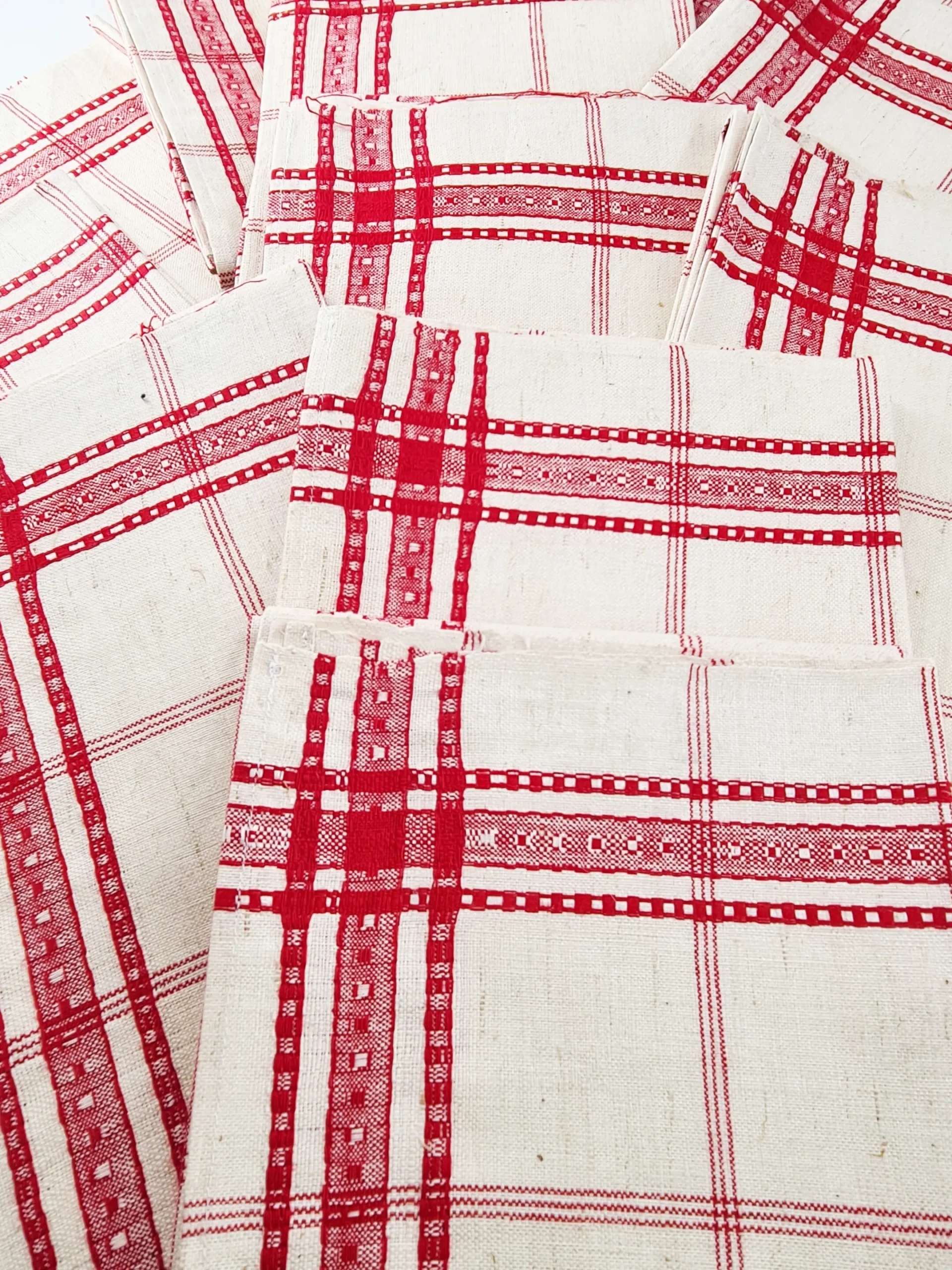 Beau torchon ancien en lin à liteaux rouges. – Image 5