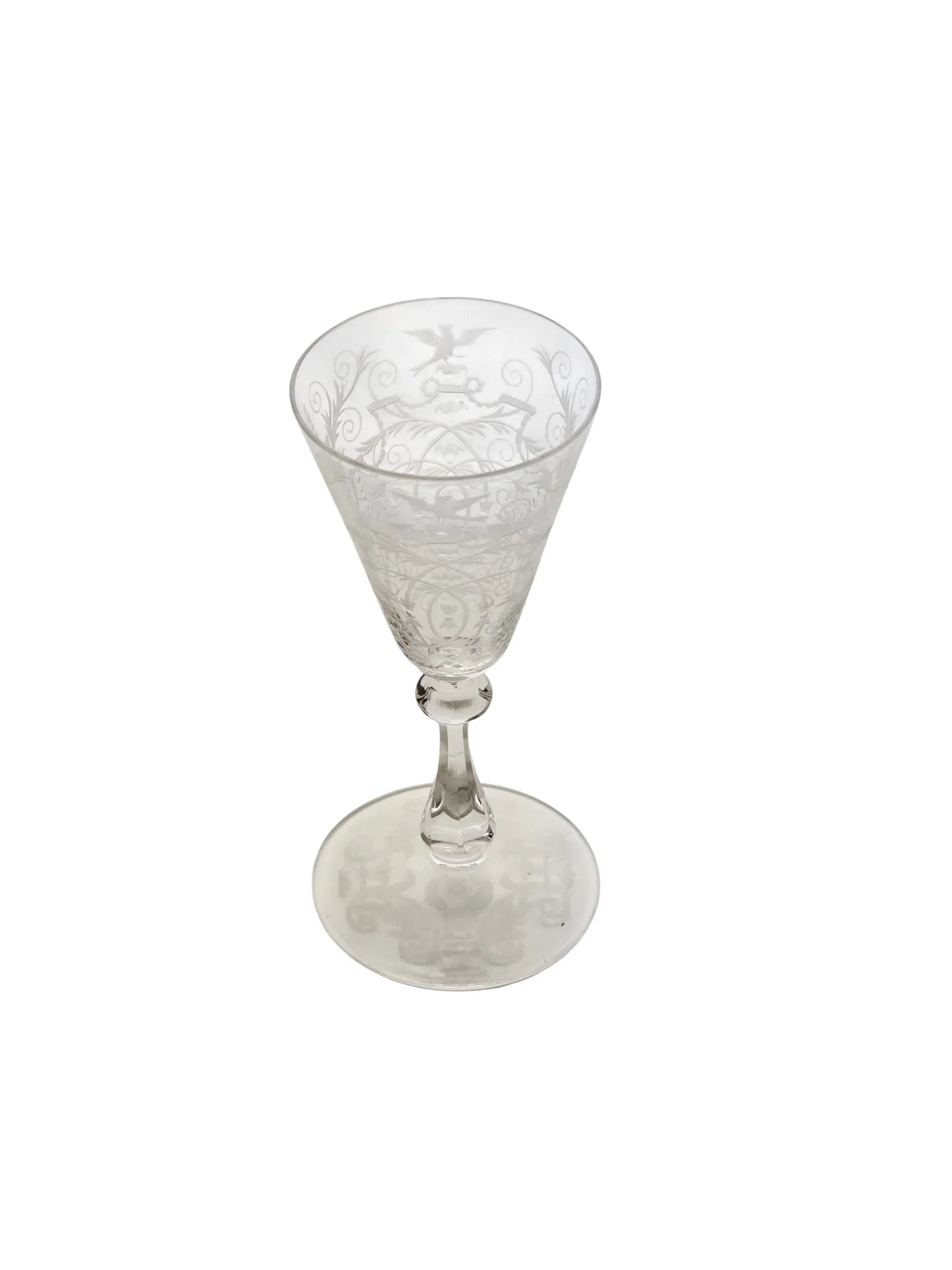Rare verre à liqueur en cristal gravé, Lobmeyr, Vienne. – Image 2