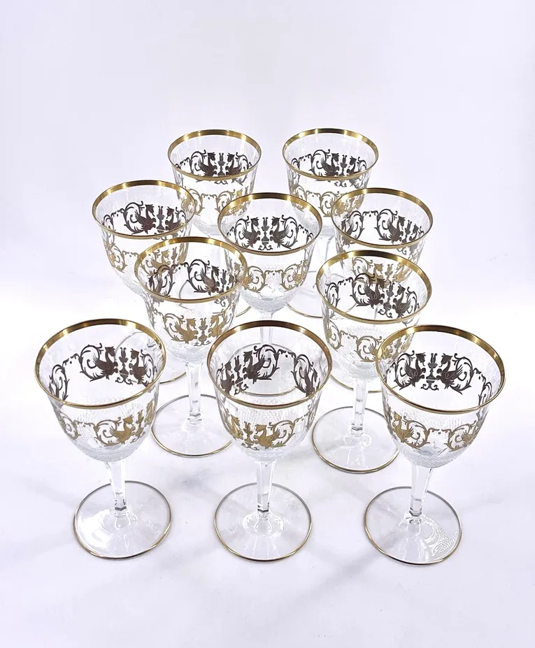 Suite de 10 verres en cristal de Bohème dorés – Image 2